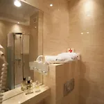Trofana Wellness & 3*