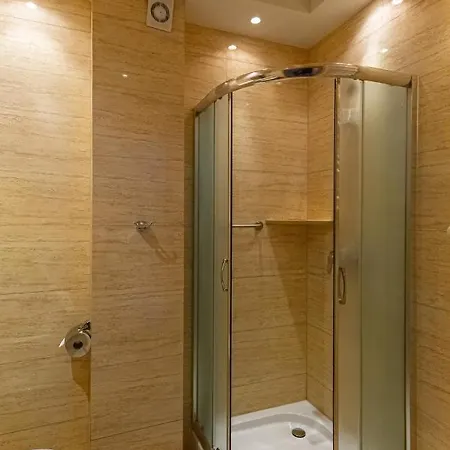 Trofana Wellness & 3*