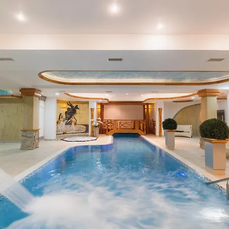 Trofana Wellness & 3*