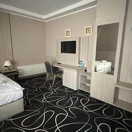 מלון Trofana Wellness & מידזיזדרויה