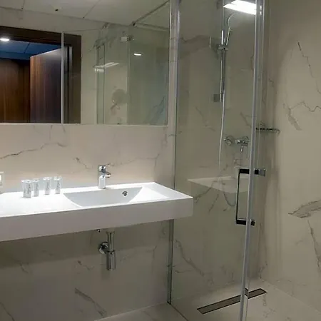 Trofana Wellness & 3*