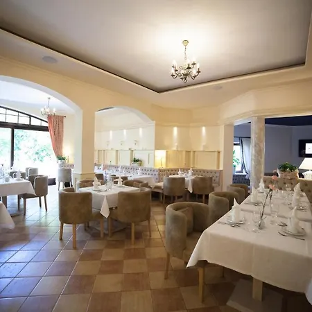 Trofana Wellness & 호텔 3*