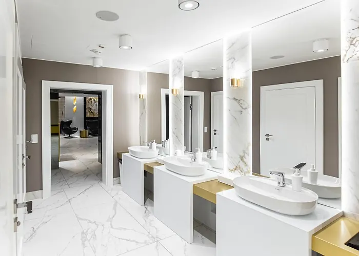 Trofana Wellness & 3*